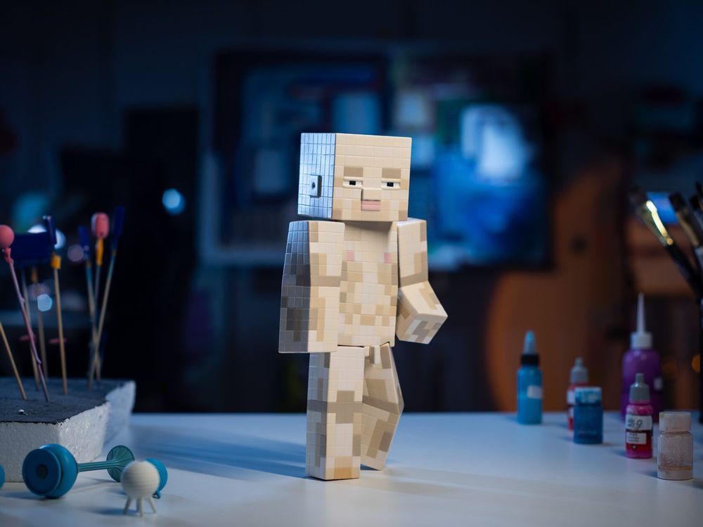 Sculptures, statuettes et miniatures - Sculpture — Cube Dude - YOOMOOTA