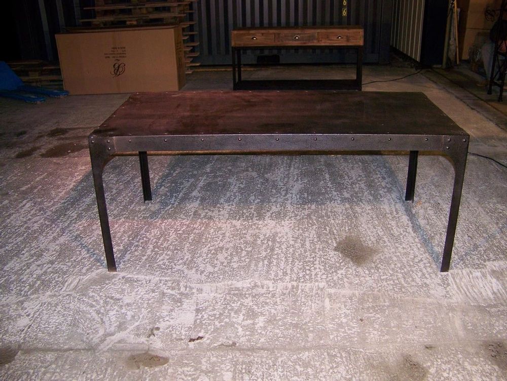 Tables Salle à Manger - Table de repas industrielle, métal noir martelé, 180 cm - JP2B DECORATION