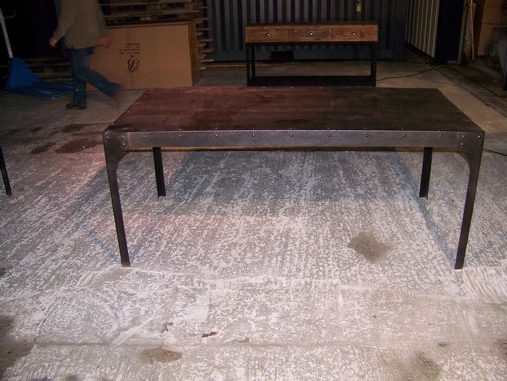Tables Salle à Manger - Table de repas industrielle, métal noir martelé, 180 cm - JP2B DECORATION
