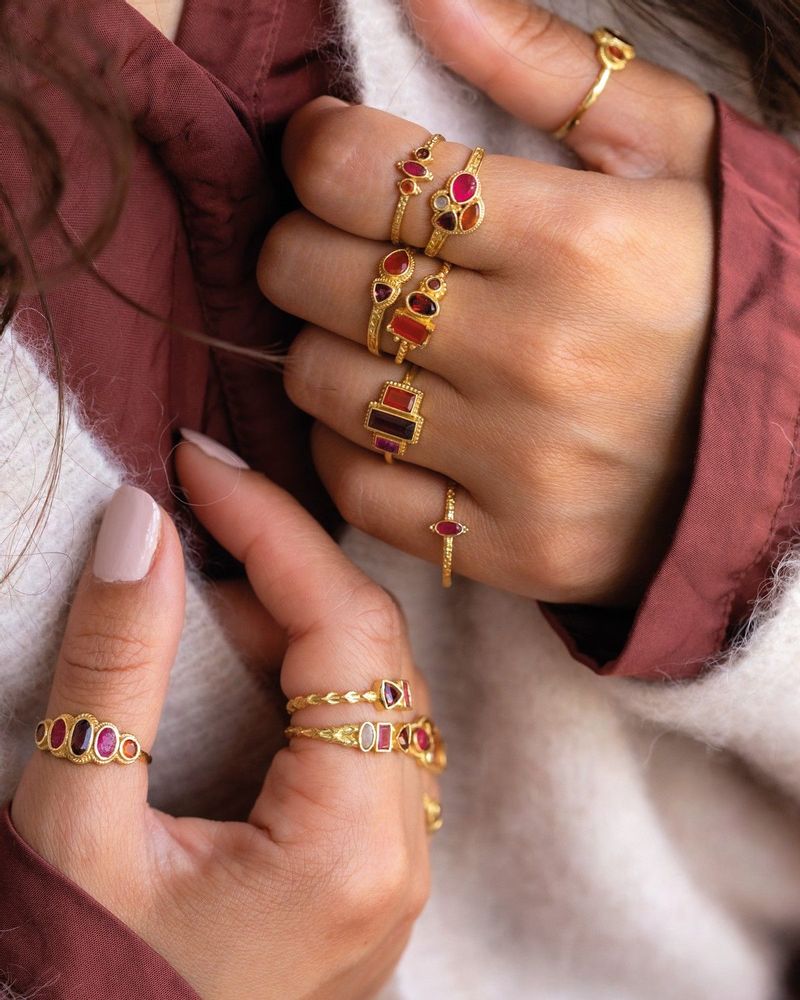 Jewelry - Ring Awá Garnet - MUJA JUMA