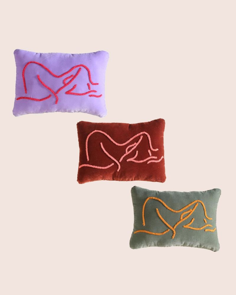 Fabric cushions - Pillow curves - MUJA JUMA