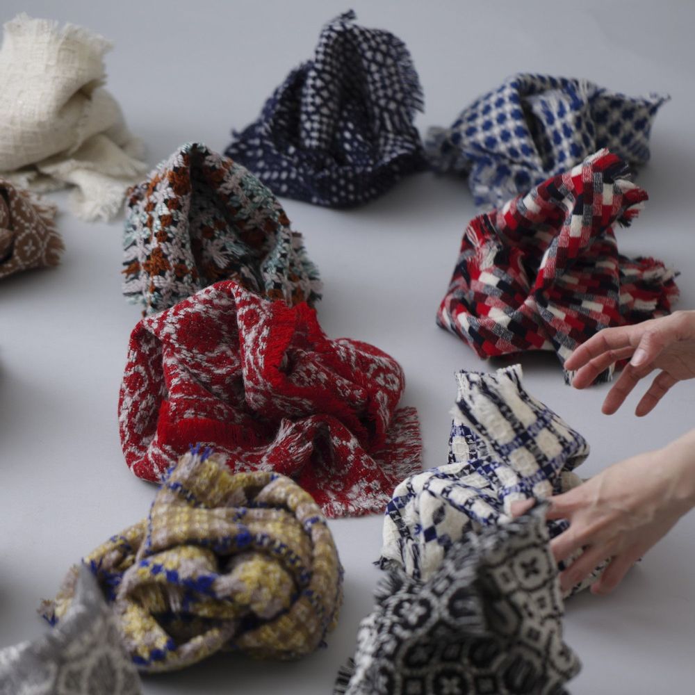 Foulards et écharpes - Petit foulard « KIJIHABA - KIJINOKANOSEI