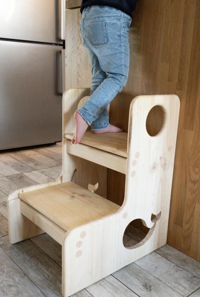 Tabourets - Tabouret - Tour en bois massif pour enfant  “Baleine” - LE COMPTOIR DE MALOW