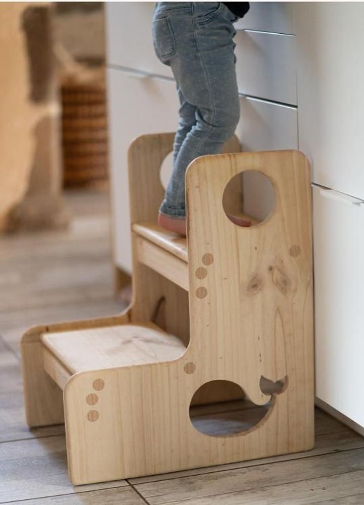 Tabourets - Tabouret - Tour en bois massif pour enfant  “Baleine” - LE COMPTOIR DE MALOW