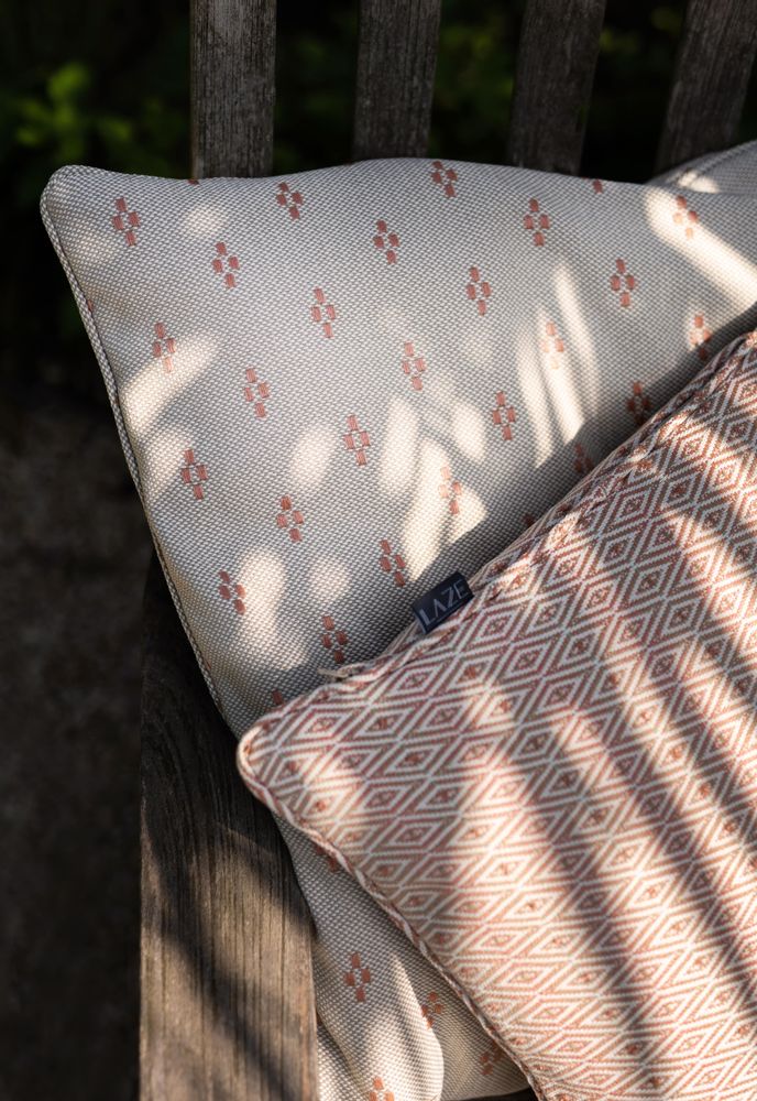 Fabric cushions - High performance outdoor cushions - LAZE AMSTERDAM