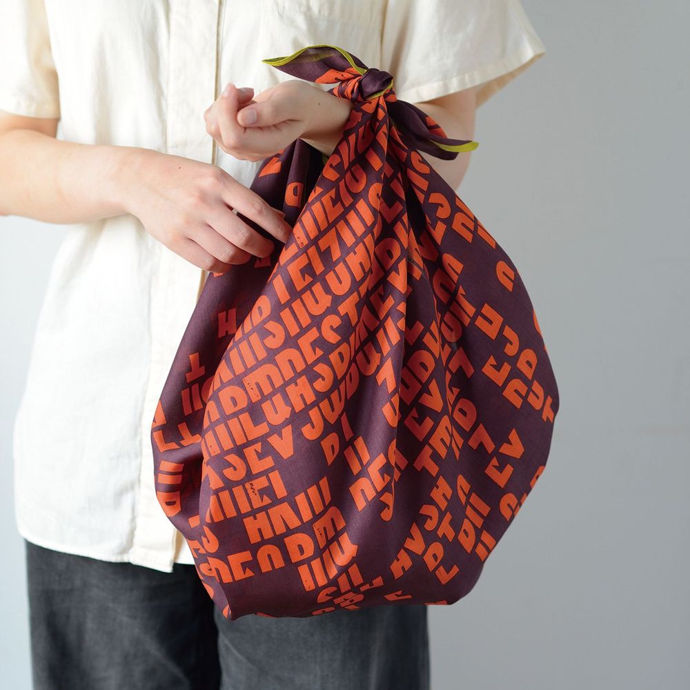 Foulards et écharpes - TYPEFACE FUROSHIKI - TOMIGAYA LETTERPRESS
