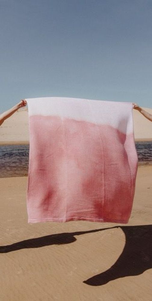 Serviettes de bain - Serviette de plage en teinture végétale - L'ATELIER MARGAUX M