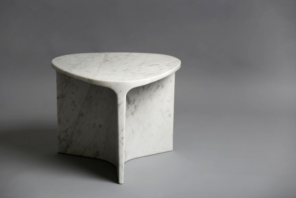 Autres tables  - Table d'appoint en marbre sculpté - FORMAR DESIGN