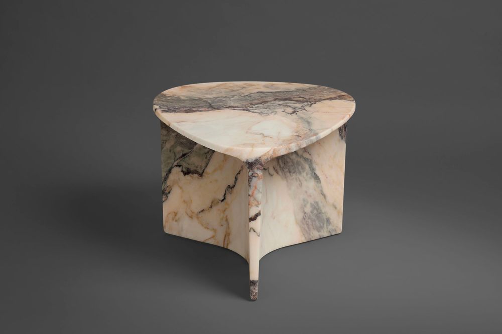 Autres tables  - Table d'appoint en marbre sculpté - FORMAR DESIGN