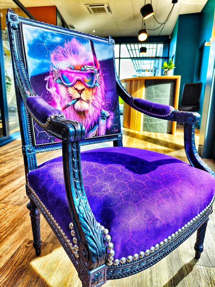 Objets personnalisables - Fauteuil Lion Cyberpunk - LUVI'ART