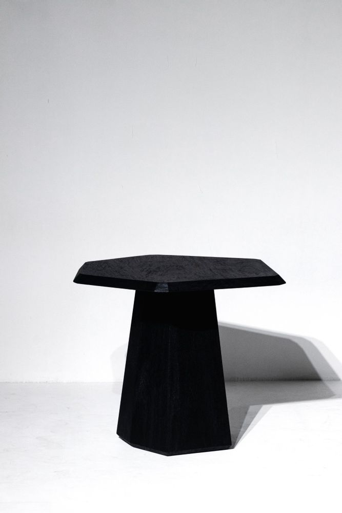 Tables pour hôtels - La Table Roccia - MOONLER COLLECTION CO., LTD.