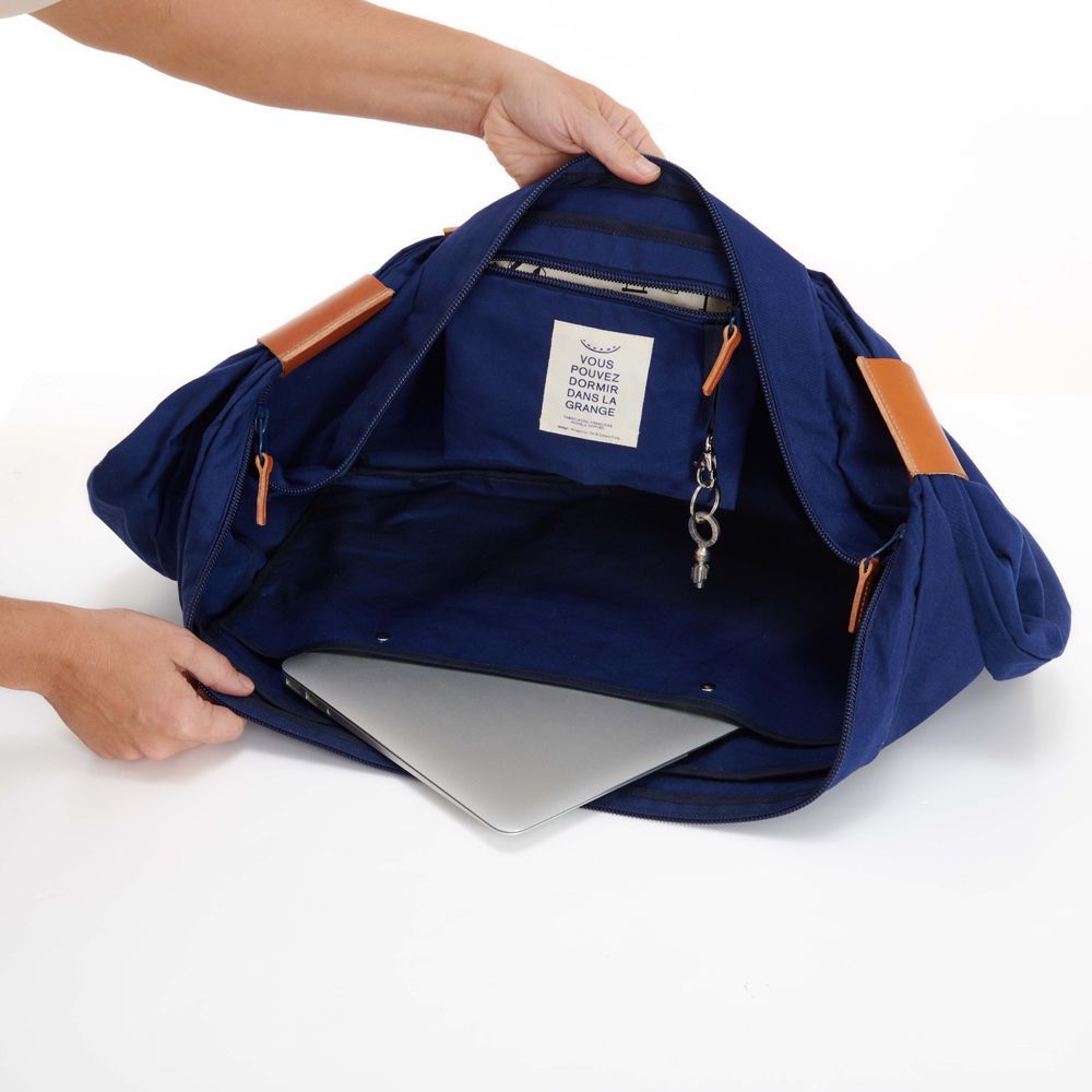 Bags and totes - The weekender - VOUS POUVEZ DORMIR DANS LA GRANGE