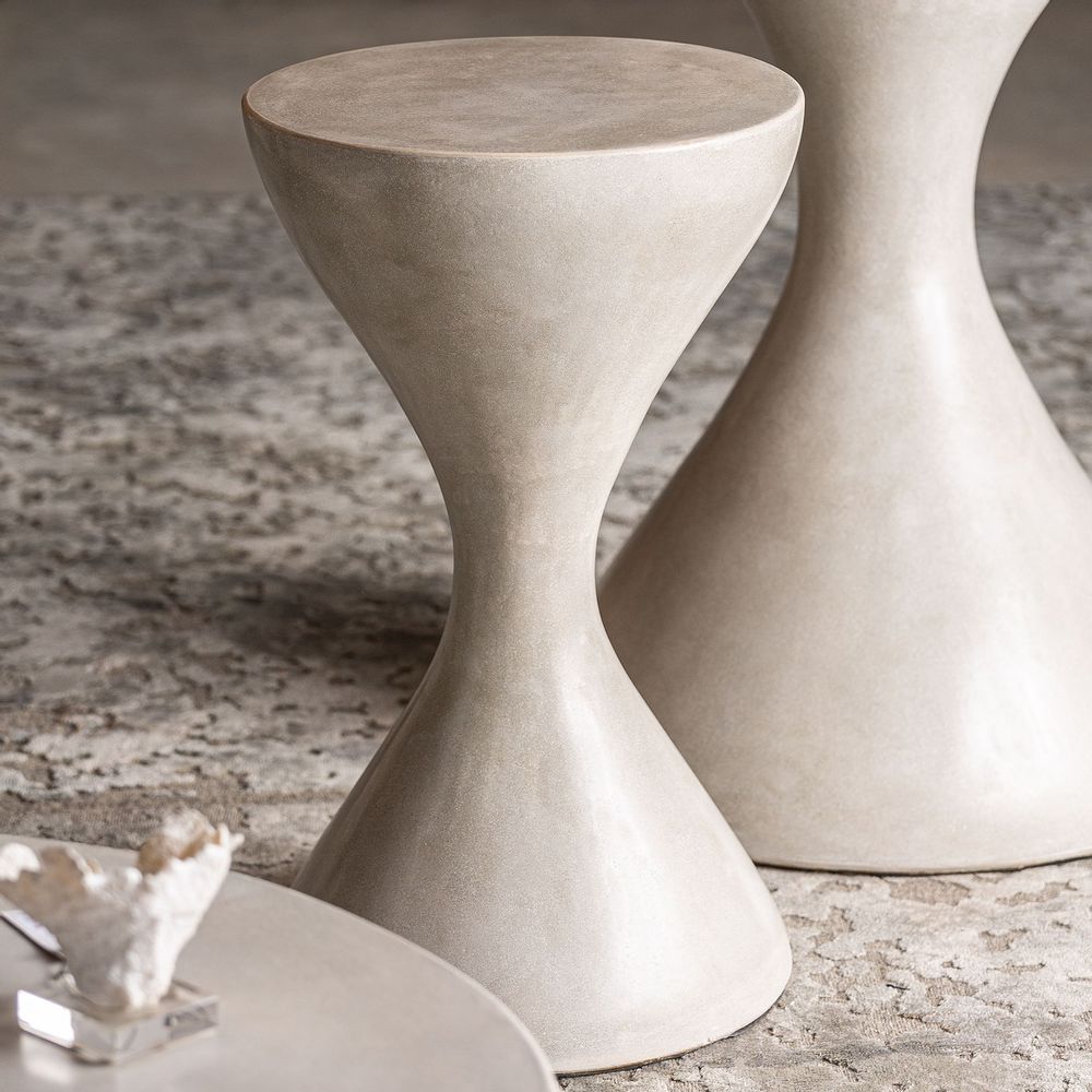 Autres tables - Tabouret en ciment gris en 39x39x65 cm - VICAL