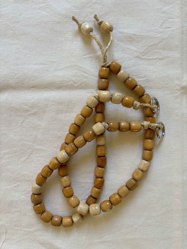 Travel accessories - Telephone cord, wooden beads, assorted - ENSEMBLE