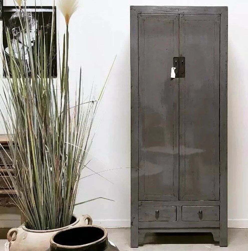 Wardrobe - Large lacquered cabinet - PAGODA INTERNATIONAL