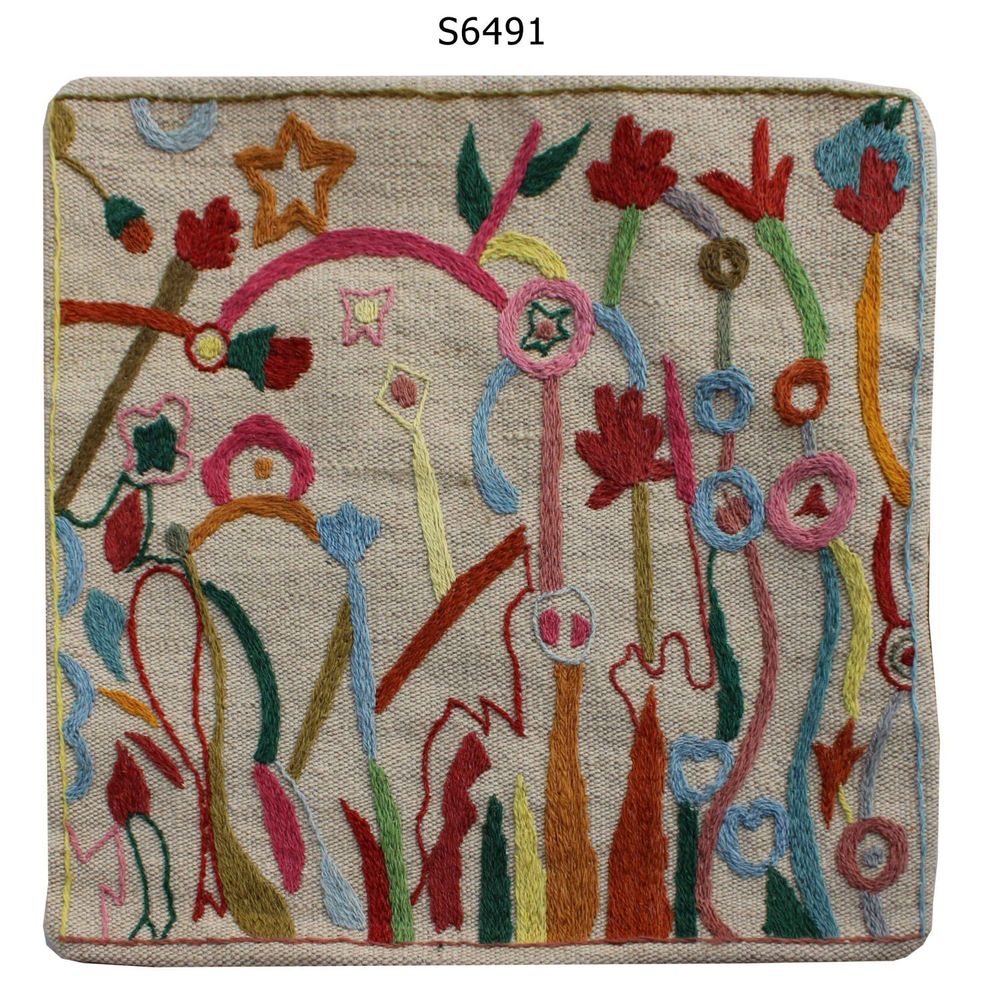 Objets de décoration - Kilims, tapis, coussins, tabourets - ORNATE