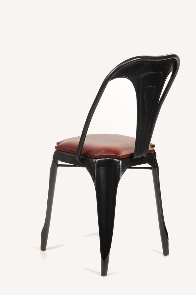 Chaises de jardin - Chaise industrielle en métal noir avec coussin en cuir de chèvre, 84 cm - JP2B DECORATION