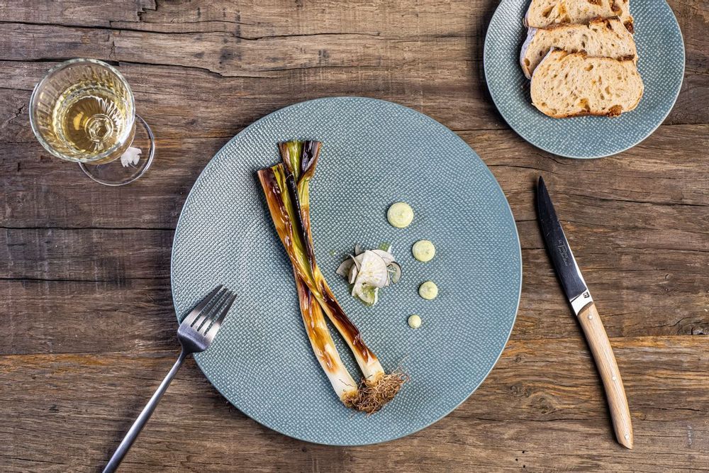 Everyday plates - VESUVIO TABLEWARE COLLECTION - TABLE PASSION / BASTIDE 1880