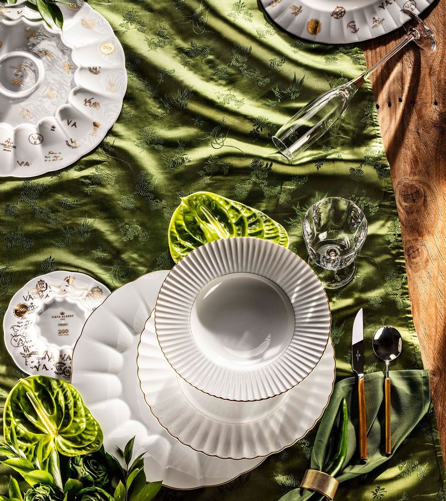 Formal plates - 200 ANOS - VISTA ALEGRE
