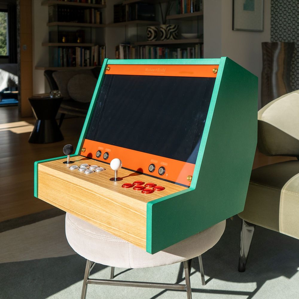 Customizable objects - Minato Arcade Luxe Collection - VERT - MAISON ROSHI - LUXURY ENTERTAINMENT CABINETS