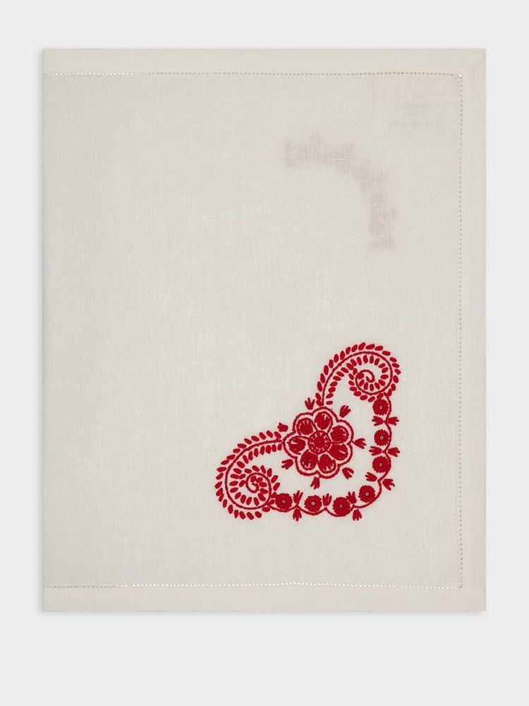 Placemats - Hand Embroidered Teresa Placemat - HOUSE OF CAPRICORN