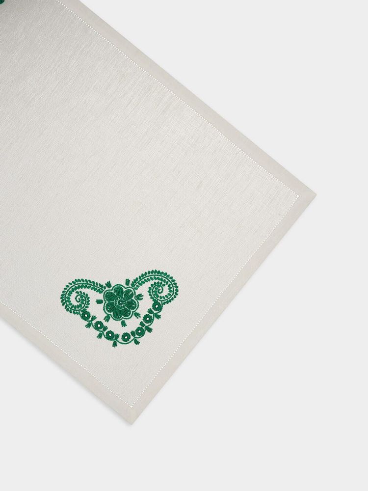 Placemats - Hand Embroidered Teresa Placemat - HOUSE OF CAPRICORN