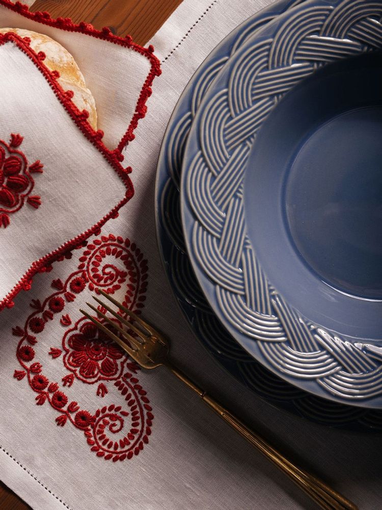 Placemats - Hand Embroidered Teresa Placemat - HOUSE OF CAPRICORN