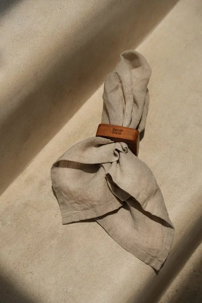 Kitchen utensils - The Teak Root Napkin Ring - Set of 4 - BAZAR BIZAR LIVING