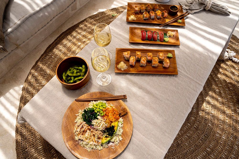 Platter and bowls - The Teak Root Sushi Plate - L - BAZAR BIZAR LIVING