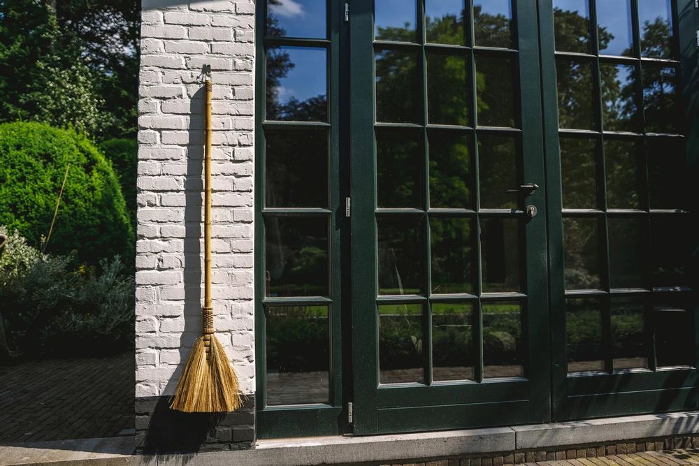 Decorative objects - The Big Broom - Natural - BAZAR BIZAR LIVING