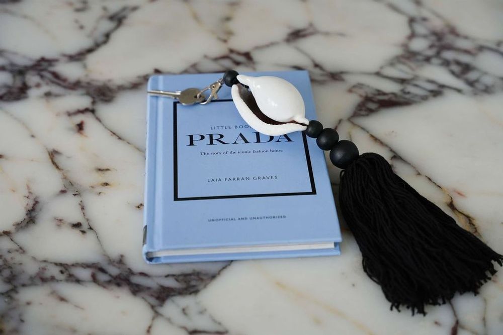 Objets de décoration - Le Porte-clés Togian - Noir Blanc - BAZAR BIZAR LIVING