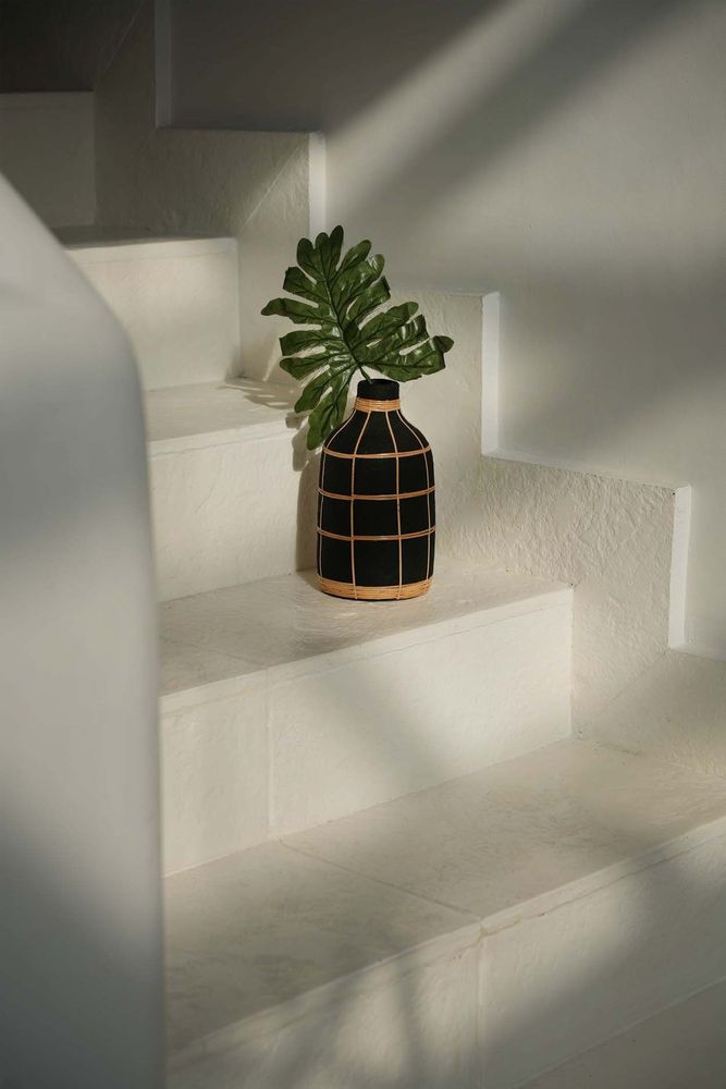 Vases - The Whoopy Vase - Black Natural - M - BAZAR BIZAR LIVING