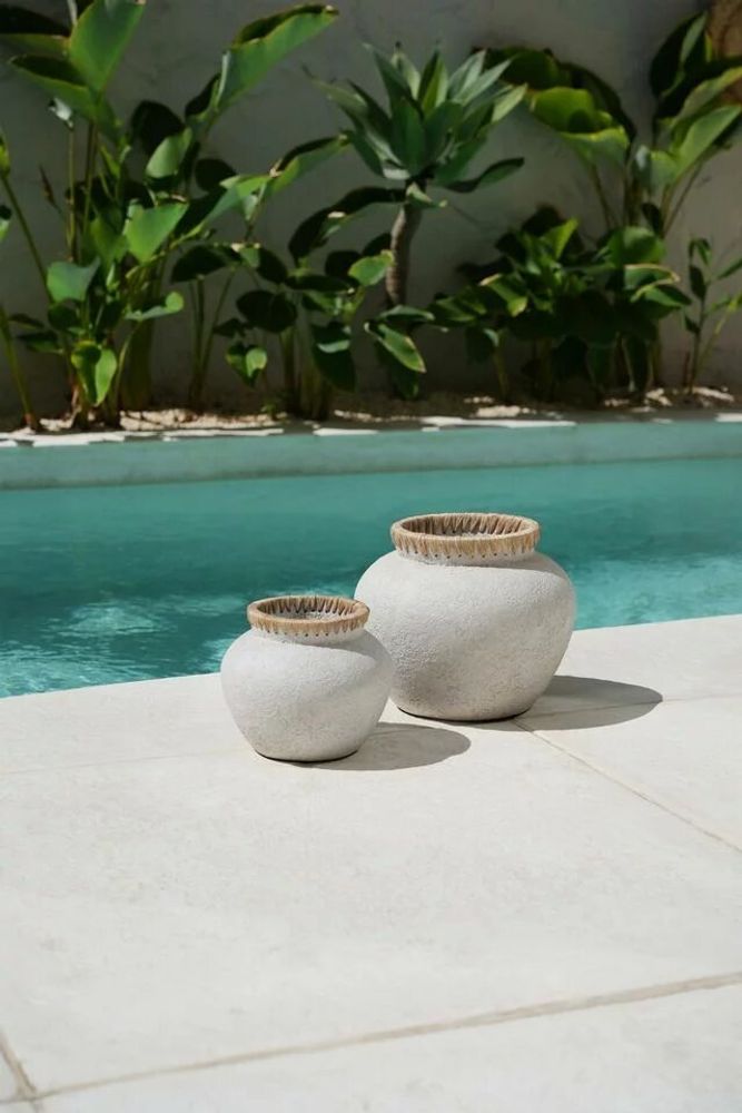 Vases - Le vase Styly - Béton naturel - S - BAZAR BIZAR LIVING