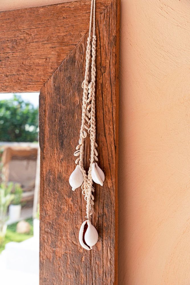 Bijoux - Le grand collier en forme de cauri blanc - BAZAR BIZAR LIVING