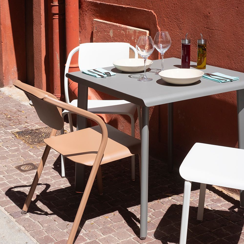 Chaises pour collectivités - Chaise confort Prune - ALLURE D’AZUR