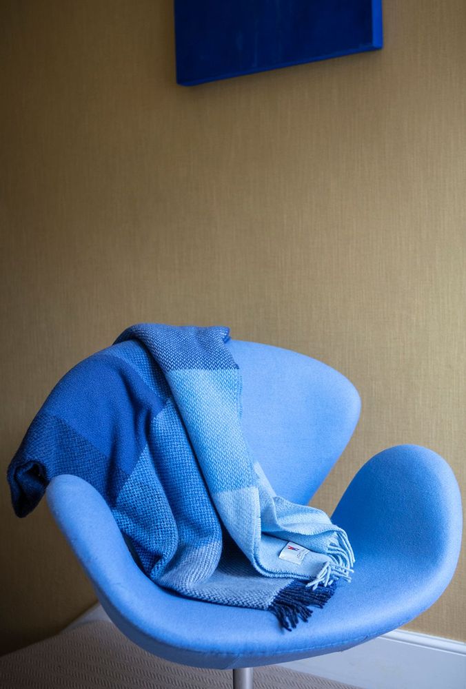 Plaids - Merino Wool Cashmere Throw 95% Merino 5% Cashmere - 136 x 180cms - JOHN HANLY & CO