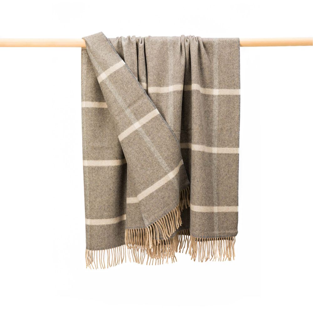 Plaids - Plaid en laine angora 75 % laine, 25 % Caregora Angora 136 x 190 cm - JOHN HANLY & CO