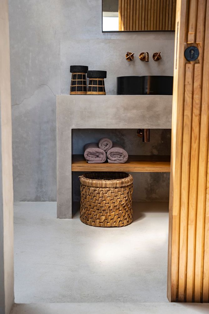 Bougeoirs et photophores - Bougeoir The Serene, noir naturel, taille S - BAZAR BIZAR LIVING