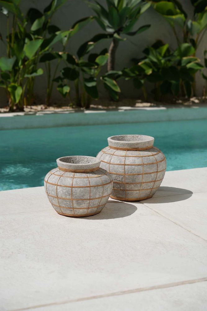 Vases - The Belly Vase - Concrete Natural - L - BAZAR BIZAR LIVING