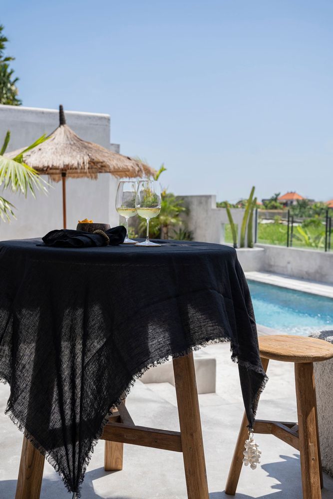 Table linen - The Linen Tablecloth - Black - 150x250 - BAZAR BIZAR LIVING