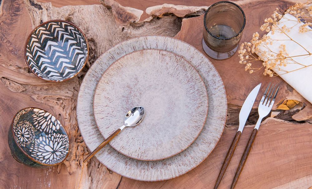 Everyday plates - AKARIS TABLEWARE - TABLE PASSION / BASTIDE 1880