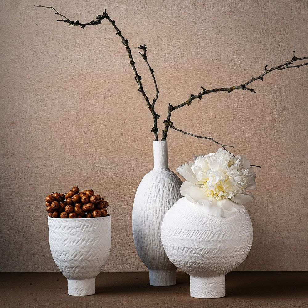 Vases - ARTA Fine Bone China fine porcelain vase - KLATT OBJECTS