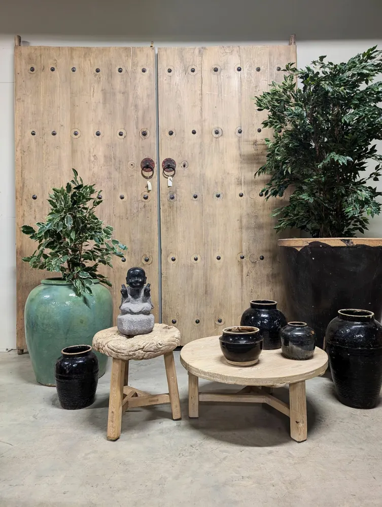 Office design and planning - Old set of Chinese doors - PAGODA INTERNATIONAL