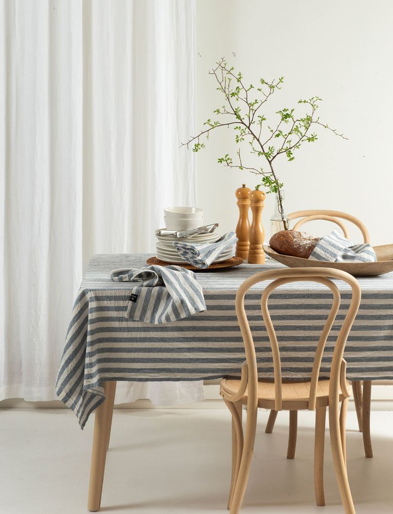 Linge d'office - DÎNER À HIMLA - HIMLA