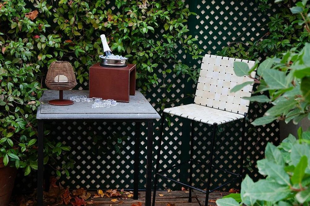 Éclairage LED - Lampe de table USB en rotin et cuir - SOL & LUNA