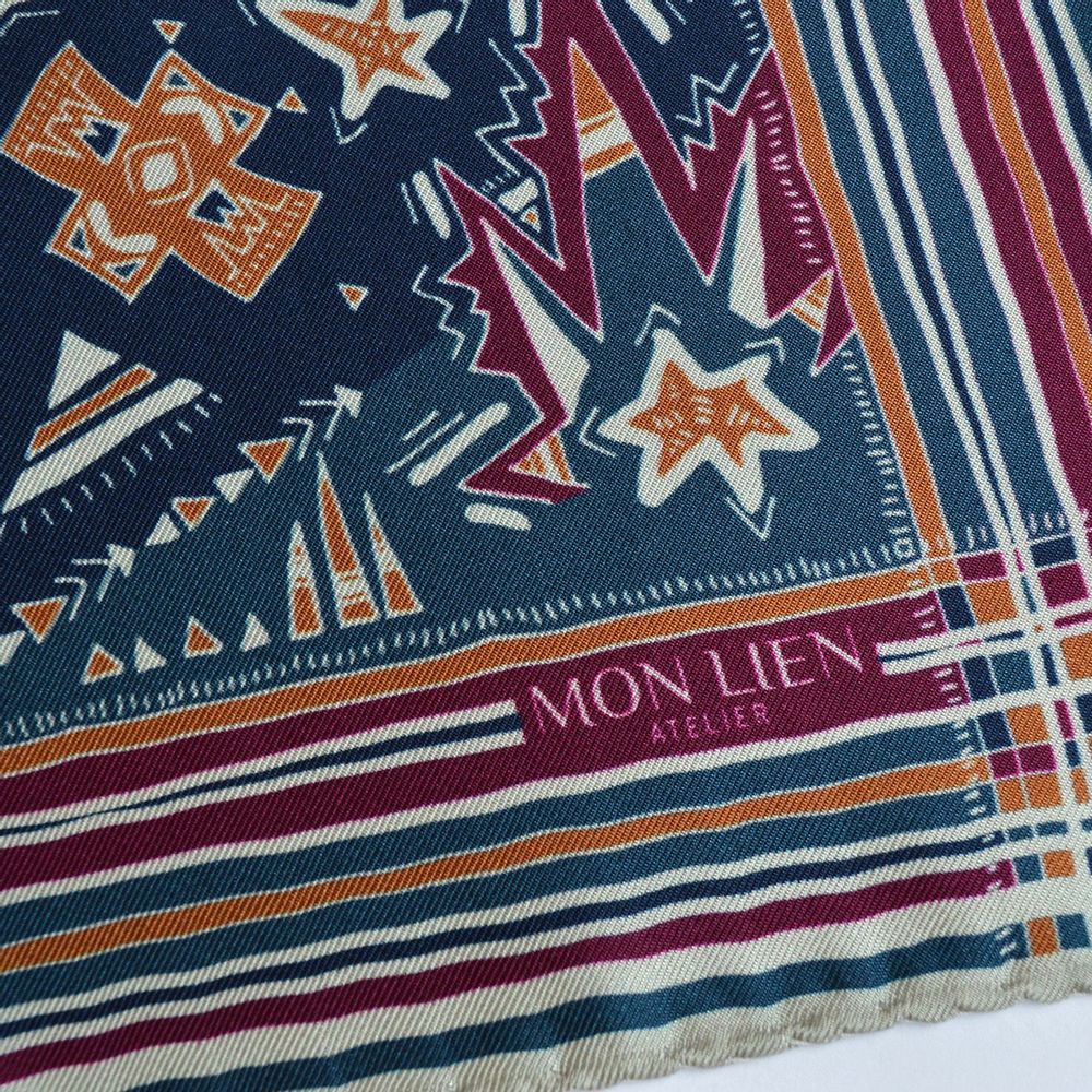 Foulards et écharpes - Pochette de soie| La tête dans les étoiles | bleu et bordeaux - MON LIEN ATELIER