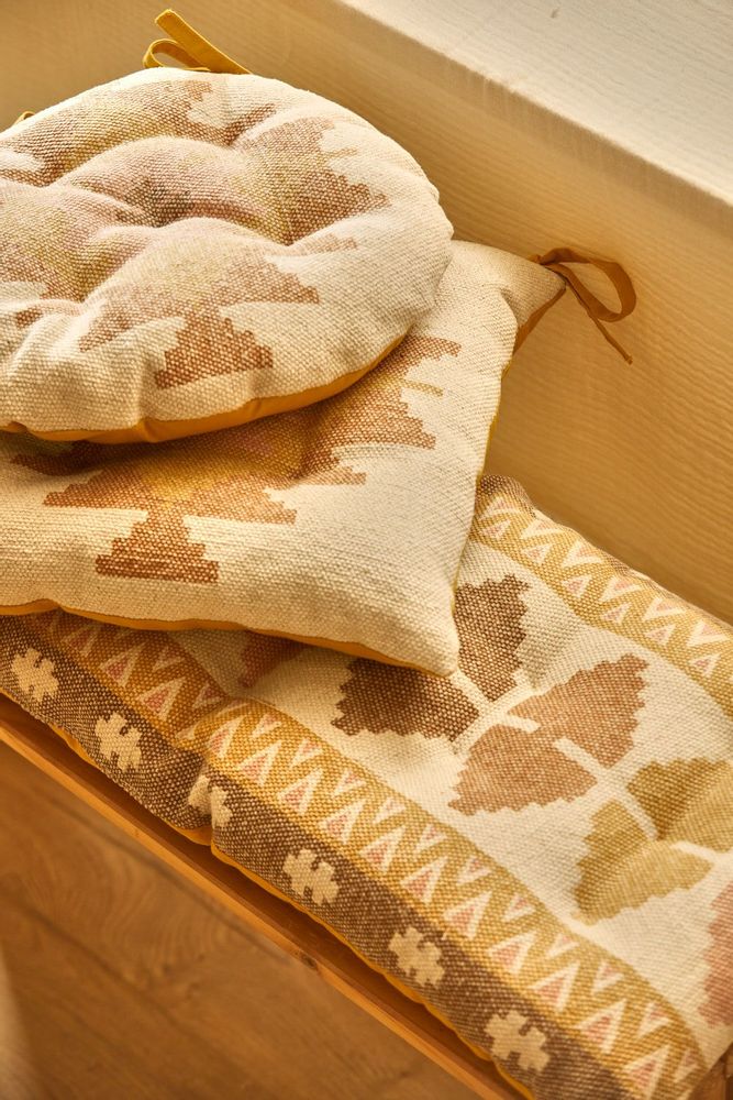 Comforters and pillows - CHAIR CUSHIONS - CALMA HOUSE