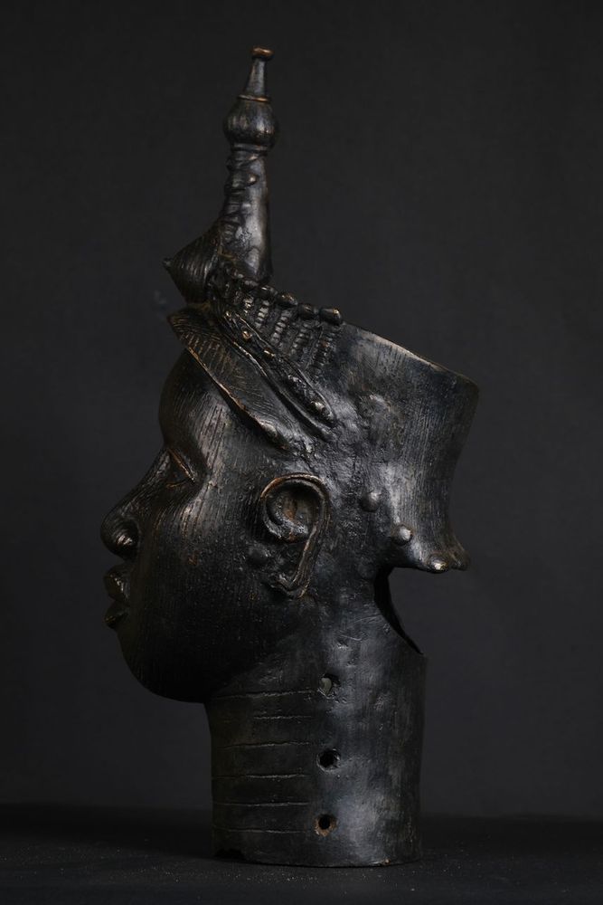 Unique pieces - Bronze king commemorative head, IFE dynasty, Benin kingdom, Nigeria - QUINTESSENCE AFRICAINE