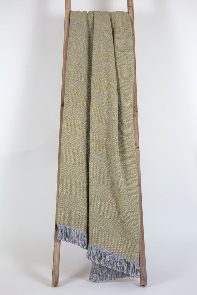 Plaids - Trek Indoor Outdoor Performance Throw - NATIVE SPUN