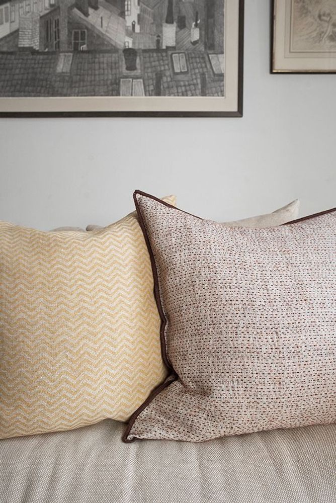 Hotel bedrooms - Pillows made from EU linen, recycled cotton and Merino wool - BRITA SWEDEN